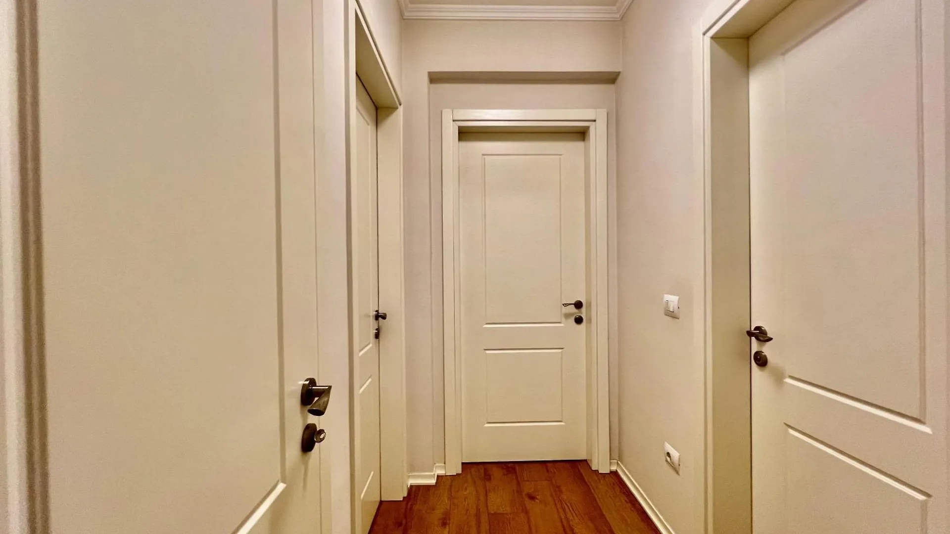 Top House Тирана Апартаменты