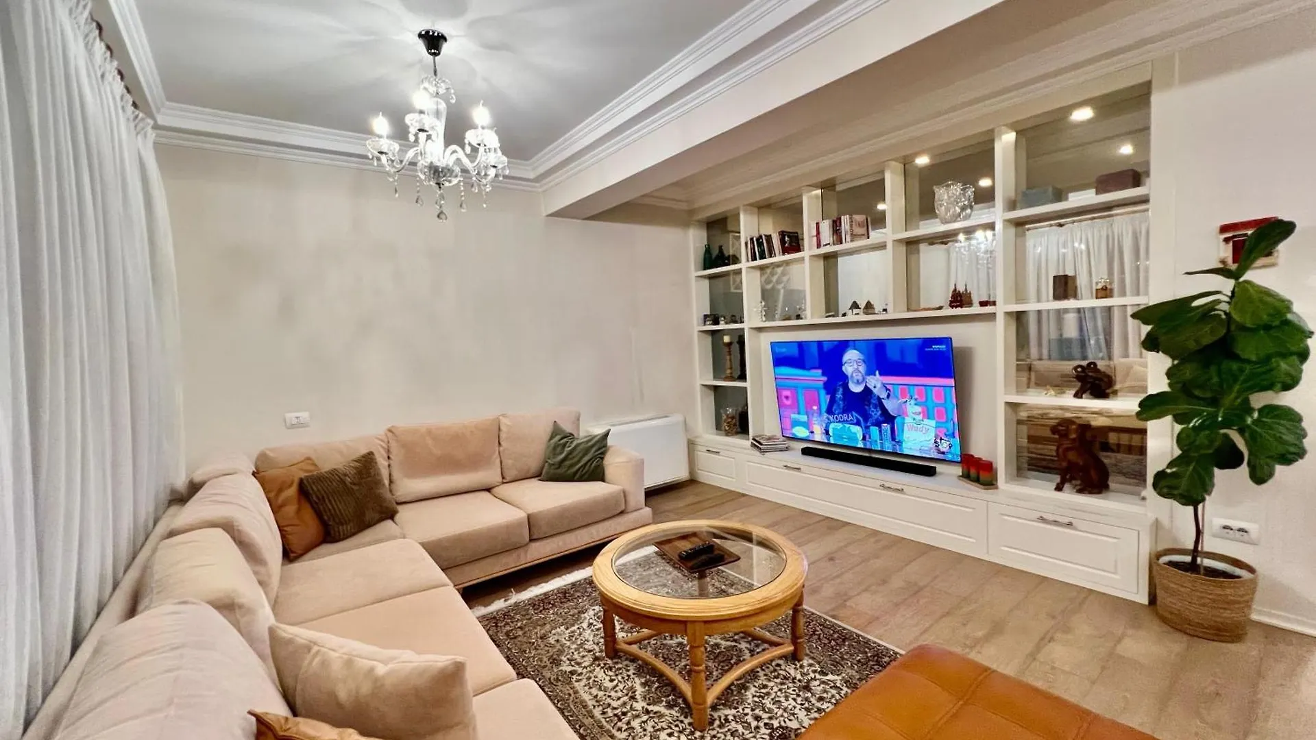 Апартаменты Top House Тирана